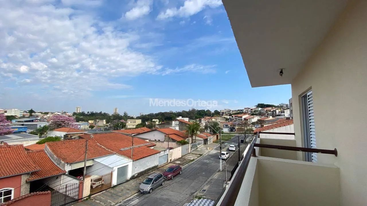 Apartamento com 1 suite e sacada - Jd Prestes de Barros