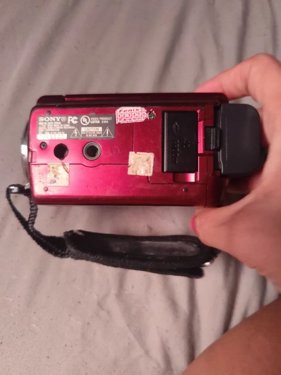 Sony Handycam DCR-SR68 vermelha com defeito  - Foto 3