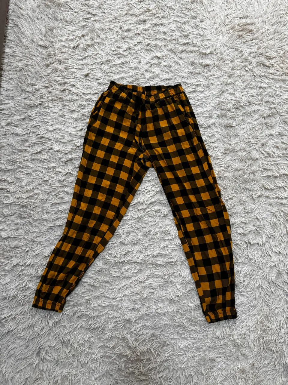 Calça xadrez amarela 