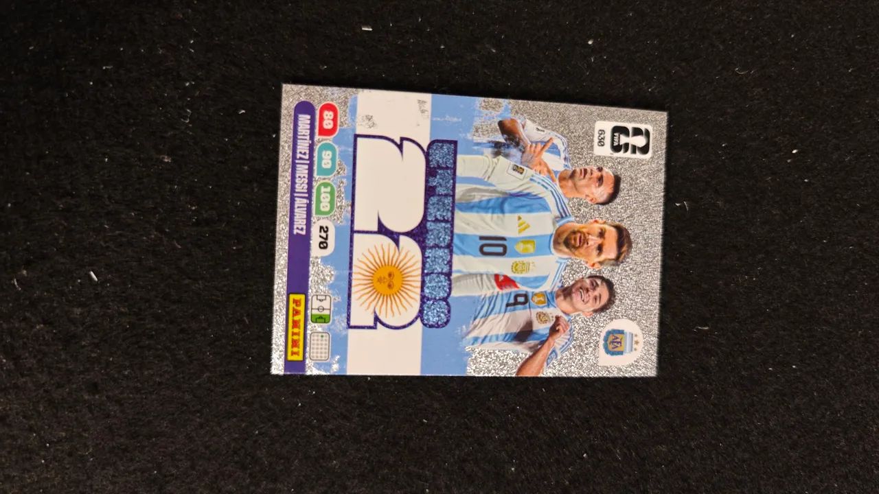 Adrenalyn XL 2026 Eternos 1 Card Trio Messi