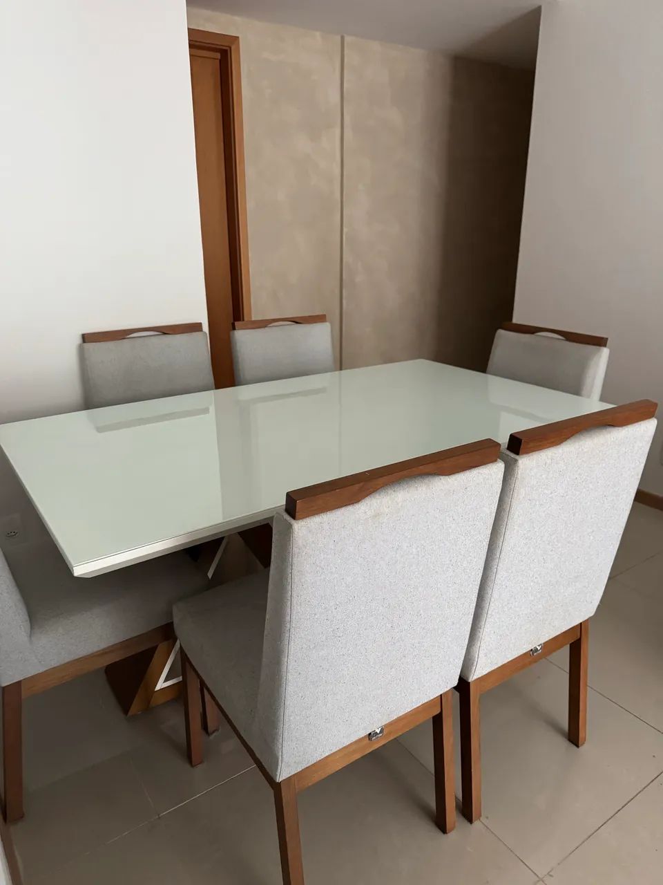 Conjunto mesa 6 lugares madeira  - Foto 3
