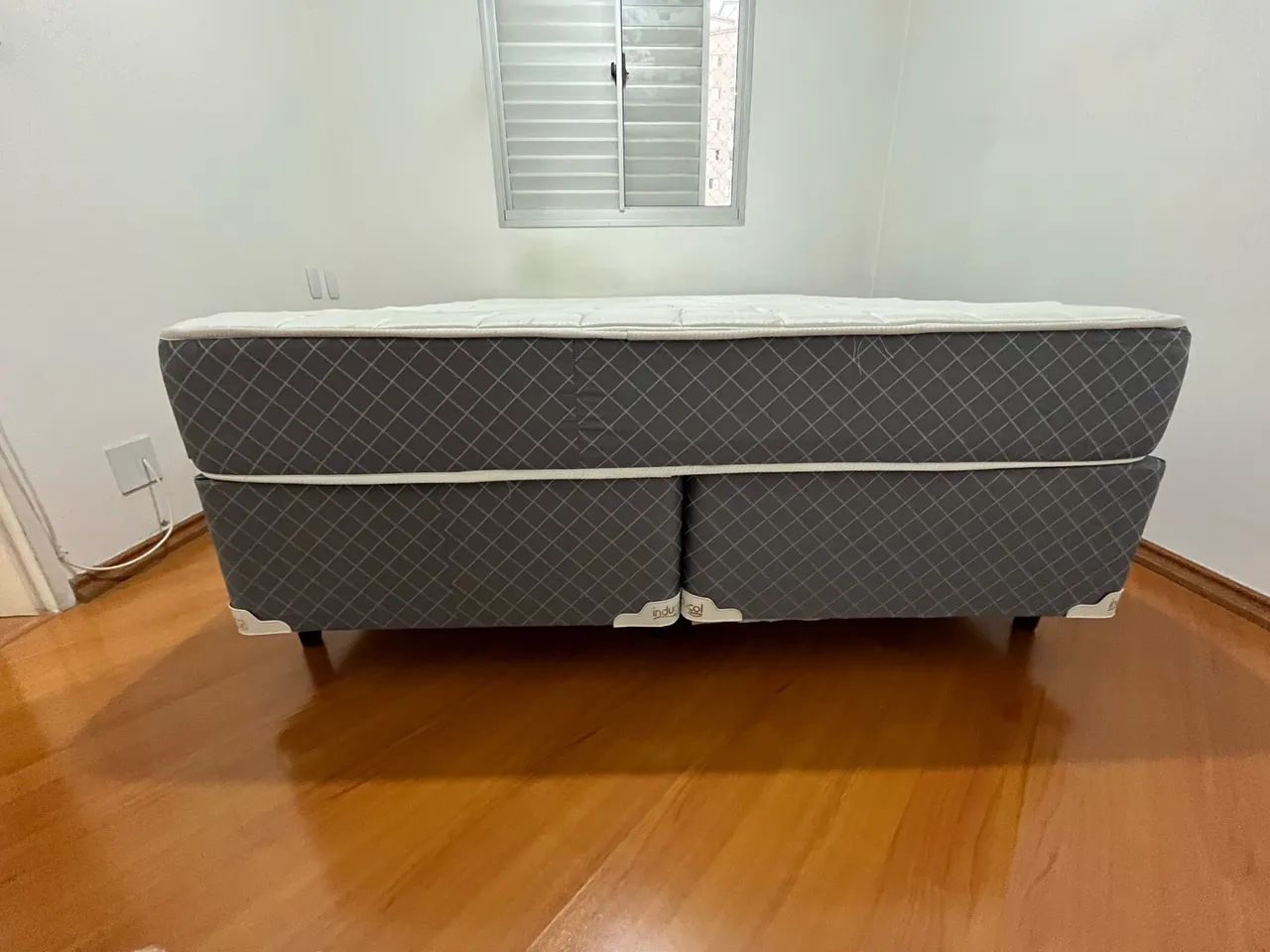 Cama box + colchão molas QUEEN - Foto 2