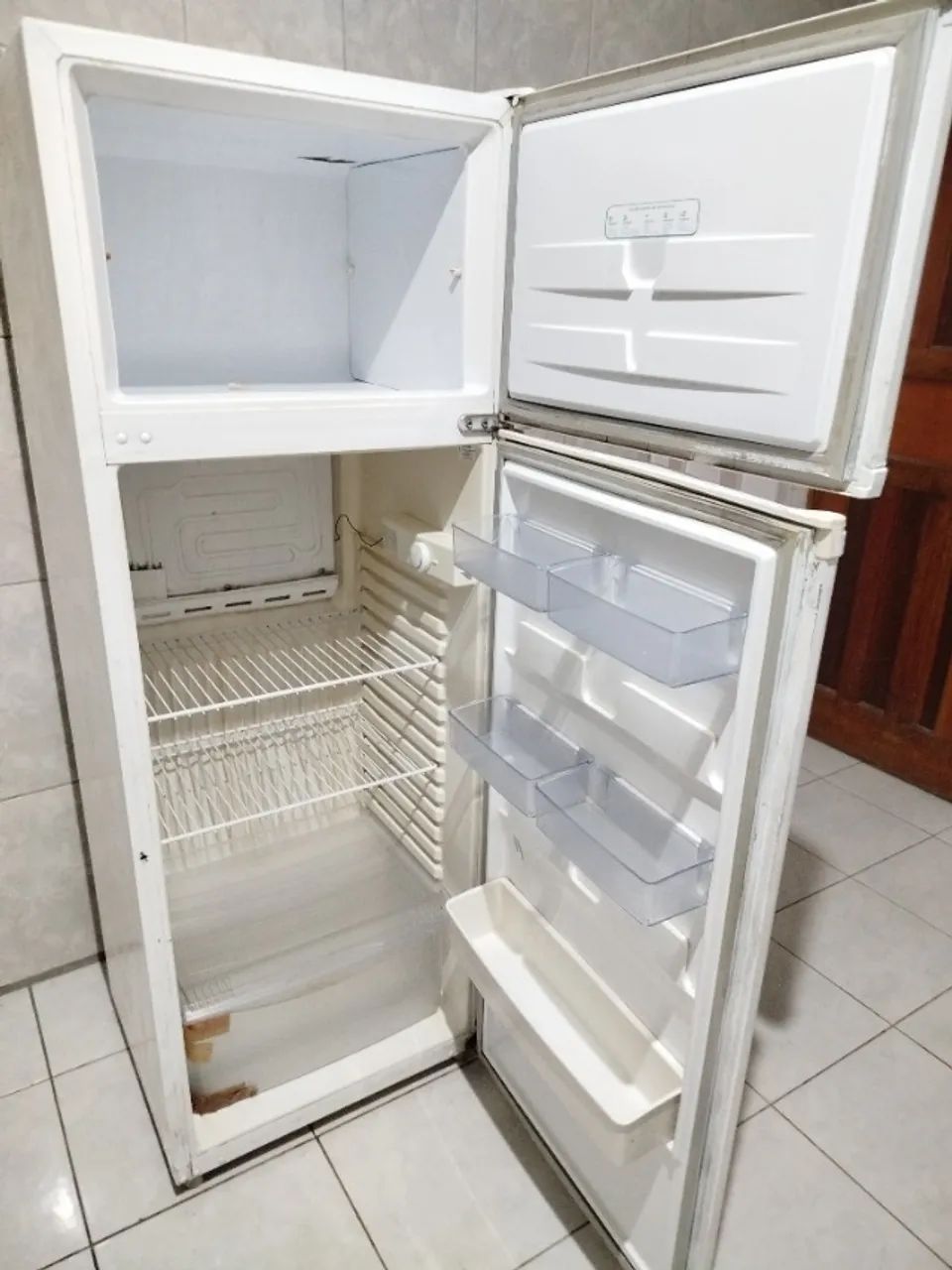 Geladeira Consul em bom estado  - Foto 4