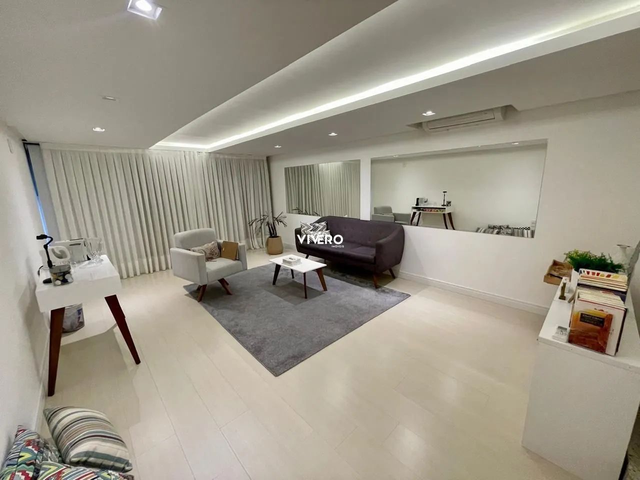 Sala comercial equipada no Edifício Ilha DMontecristo - Clínica de Estética de