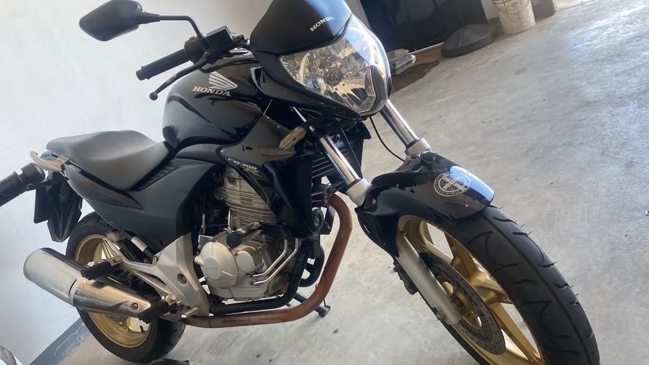 Cb 300 2014 - Foto 2