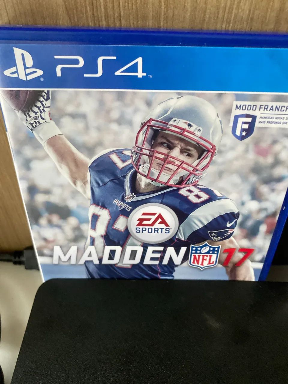 PS4 Slim com 2 controles + 2 jogos e manual - Foto 5