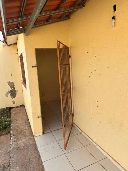 Casa com 2 quarto(s) no bairro Pedra 90 em Cuiabá - MT - Foto 2