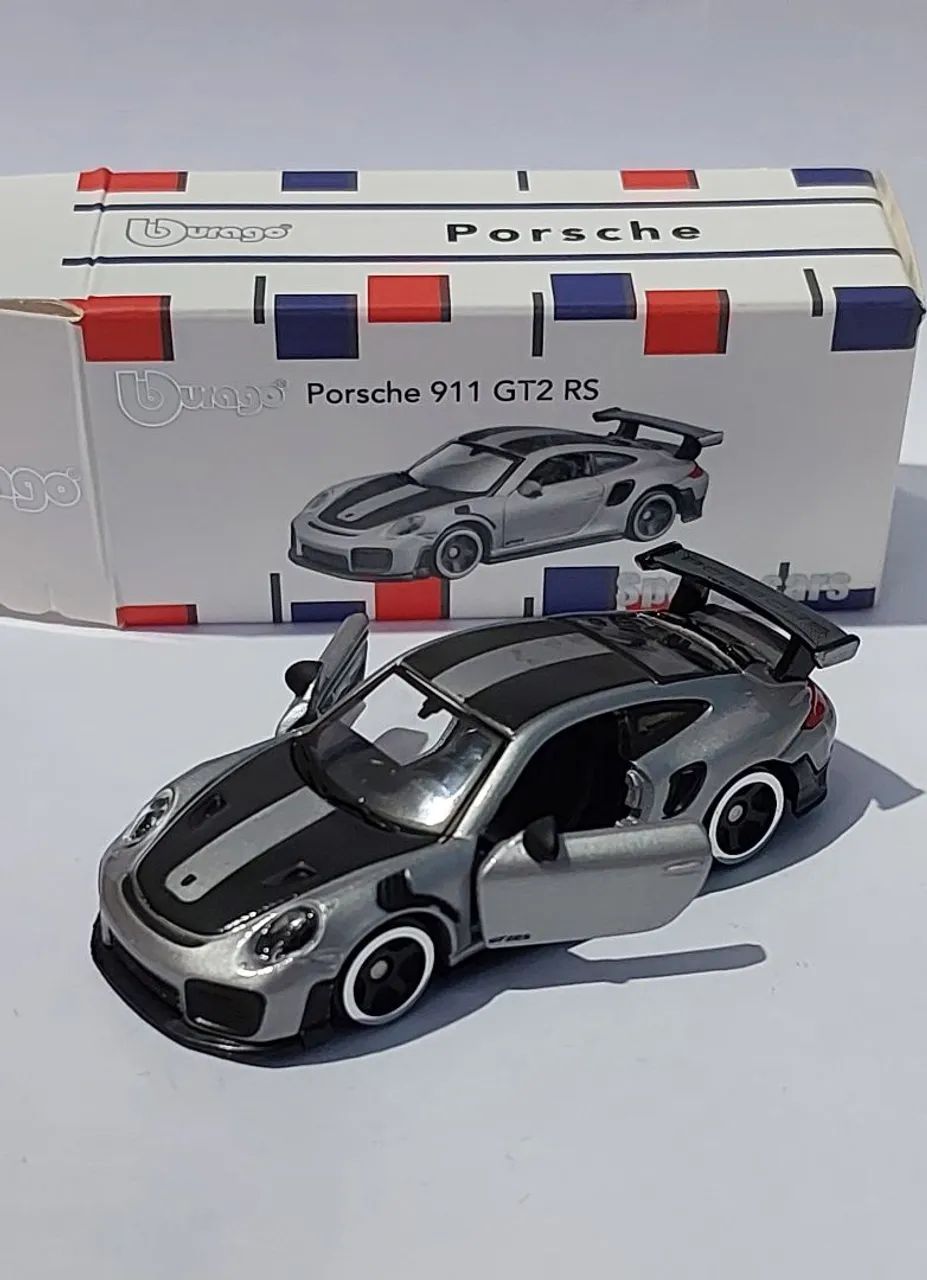 Burago Porsche 911 GT2 RS