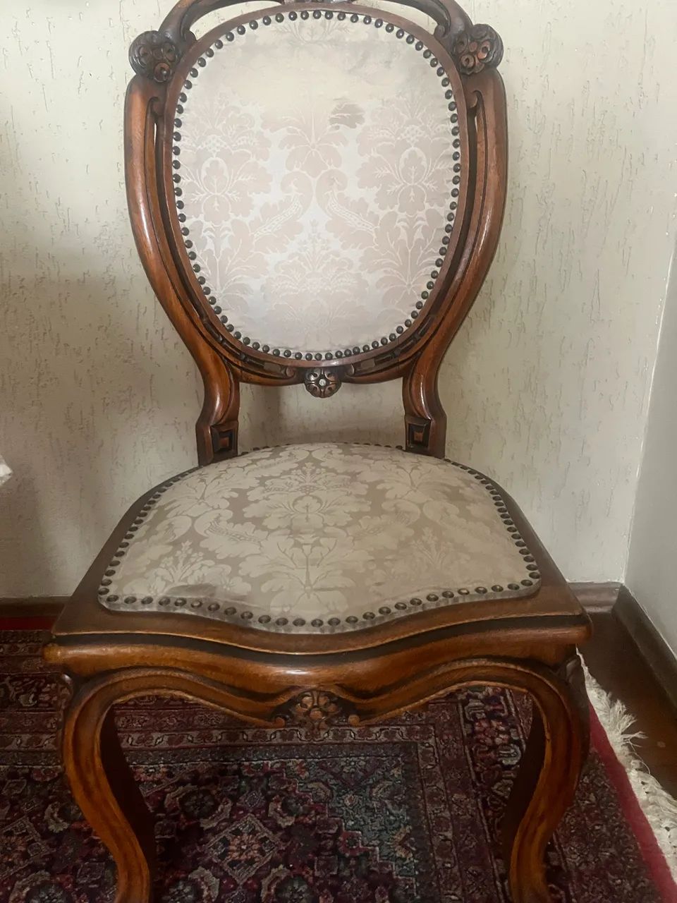 mesa de jantar madeira maciça 8 cadeiras - Foto 3