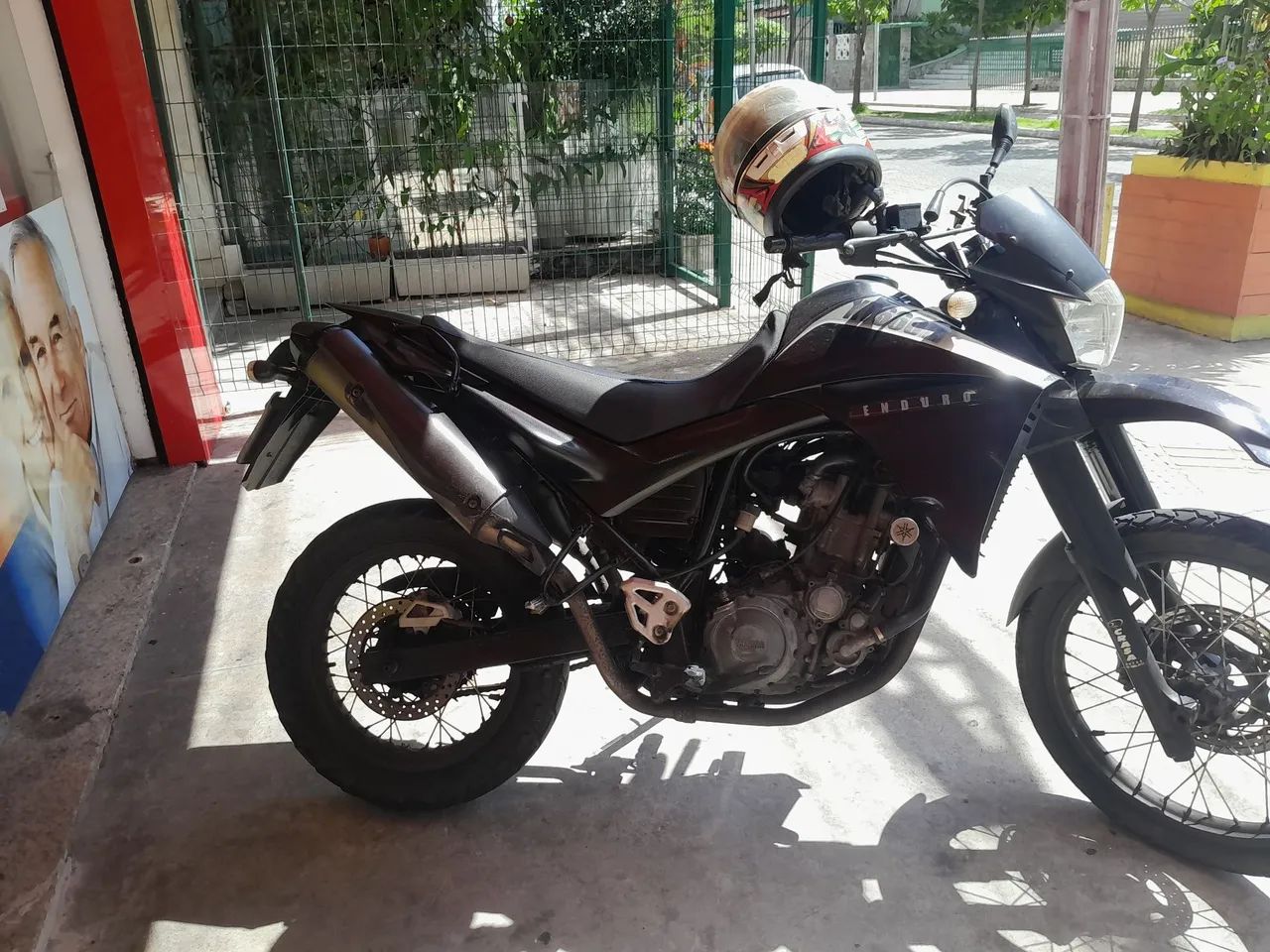 Yamaha xt 2012 . Muito boa 