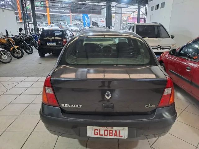 Renault Clio Sedan RN/ Expression 1.6 16V 4P 2004 - Foto 5