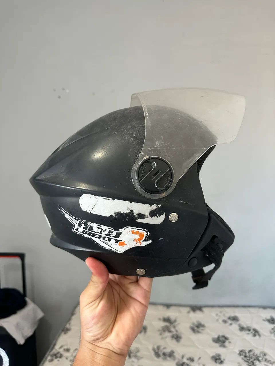 Capacete New Liberty