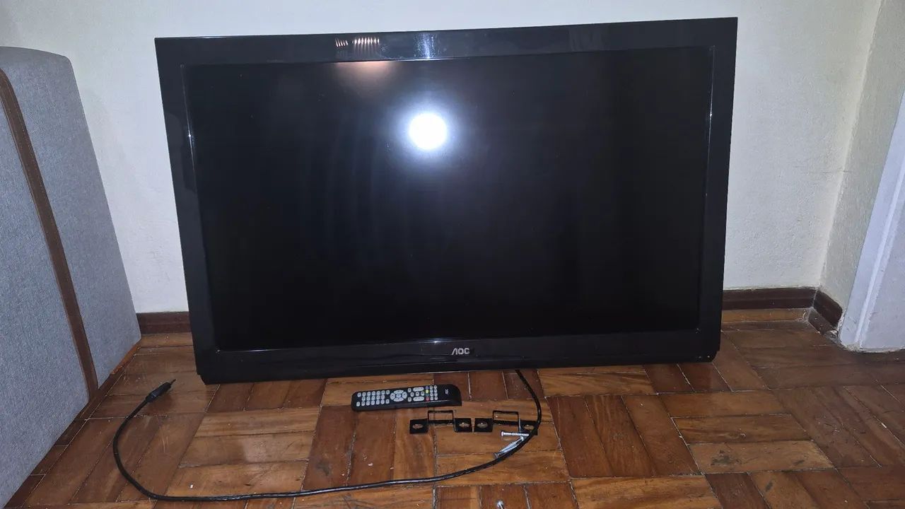 TV AOC 42 polegadas (nao é smart)