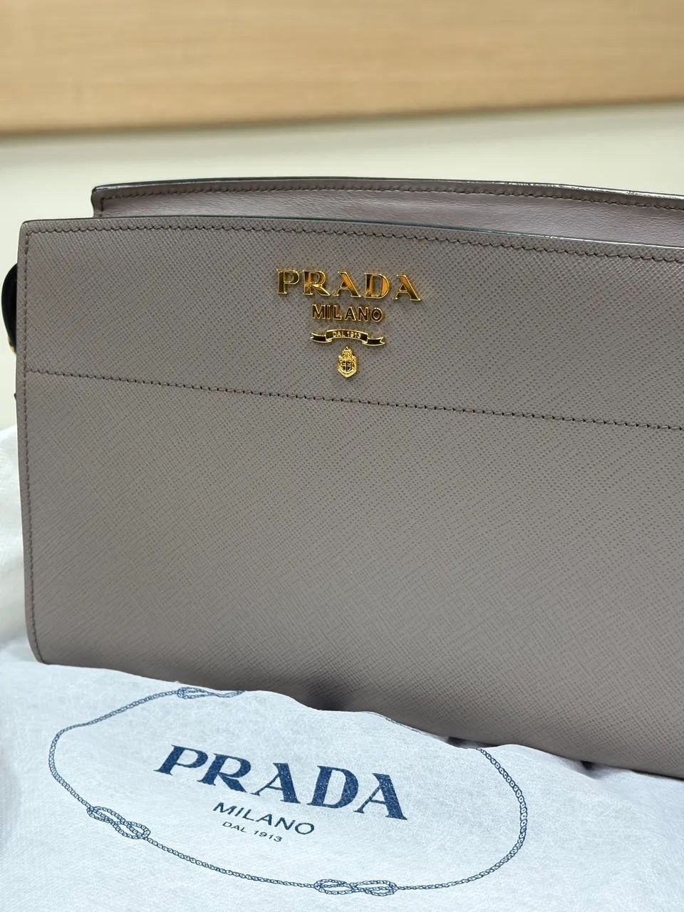 Bolsa PRADA muito nova! - Foto 3