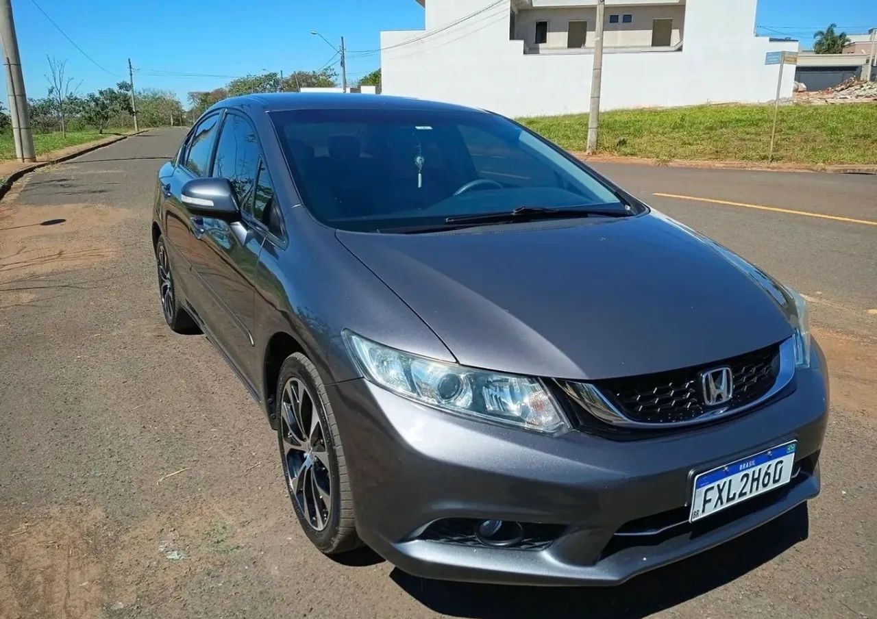 Honda Civic Civic Sedan LXR 2.0 Flexone 16V Aut. 4p 2015