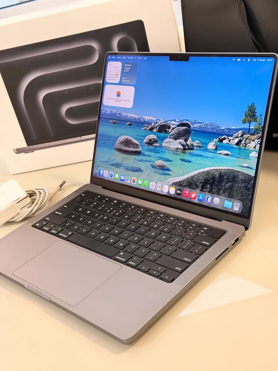 MacBook Pro M3 - 1TB Space Gray - Notebooks - Jardim Janaína
