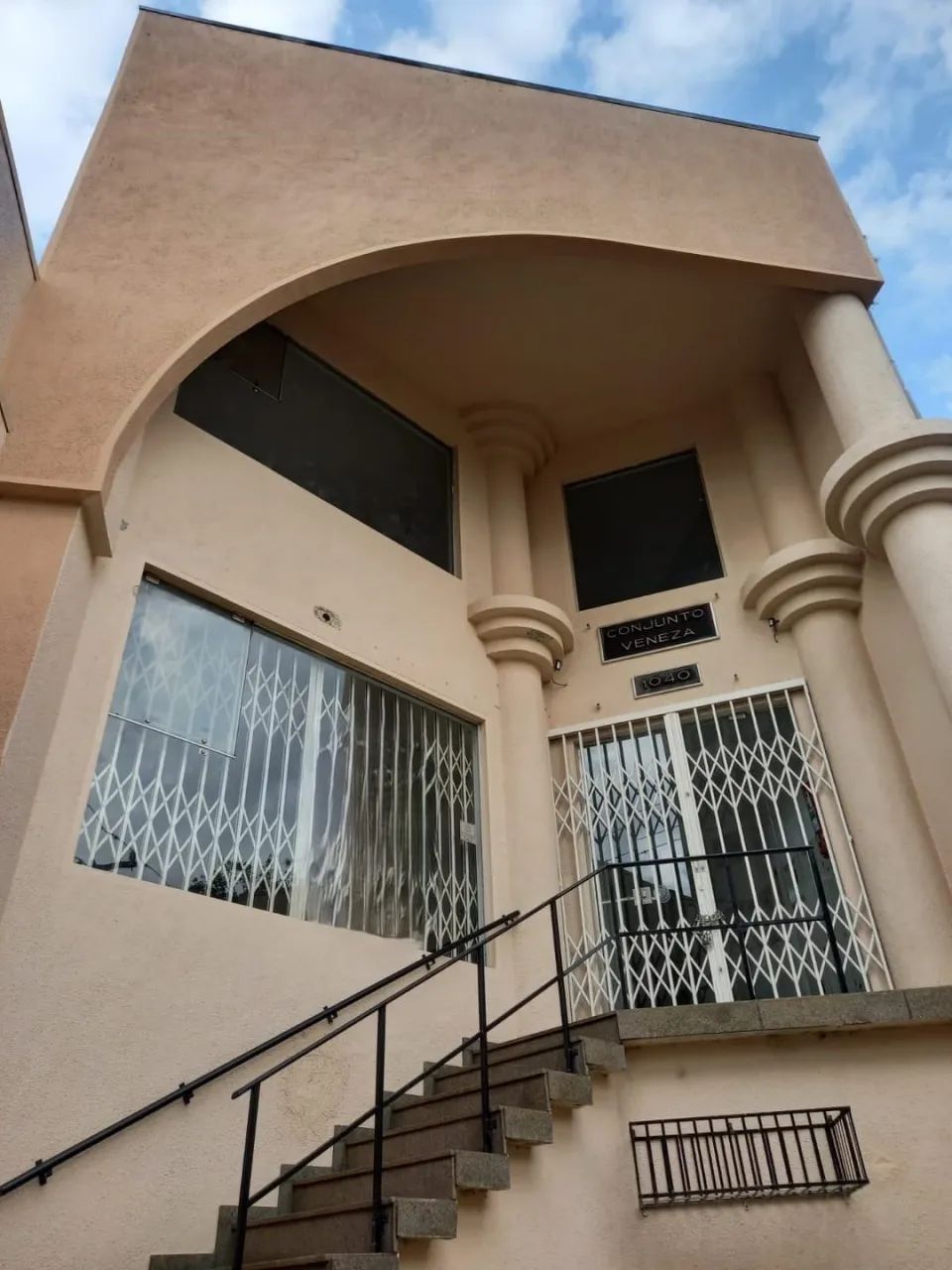 Prédio comercial em via movimentada para Venda e locação, Centro, Ponta Grossa,