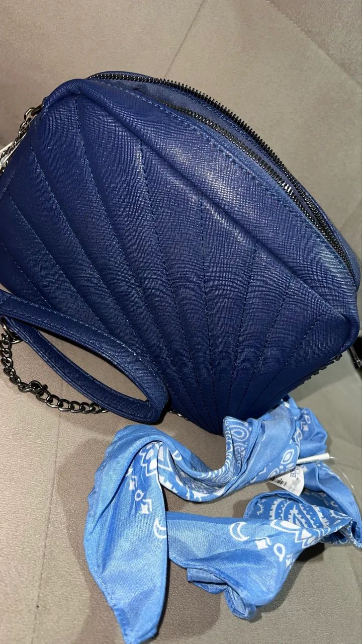 Bolsa azul com lenço  - Foto 5