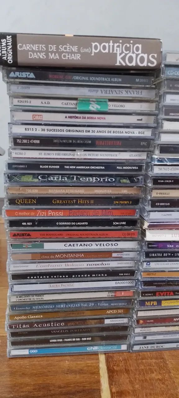 Coleção de CDs  nacionais e internacionais  são  55 - Foto 3
