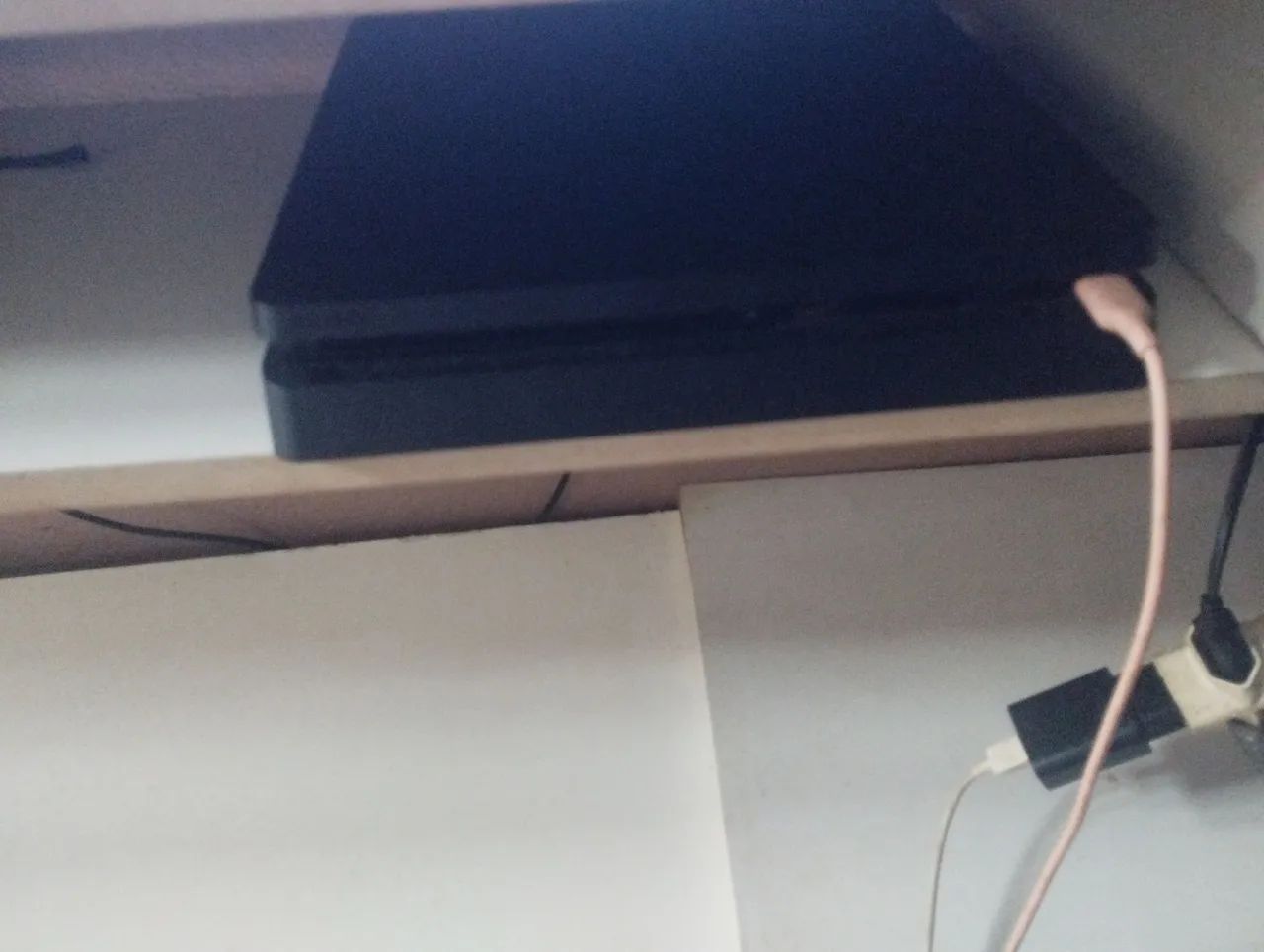 Ps4 slim em ótimo funcionamento 