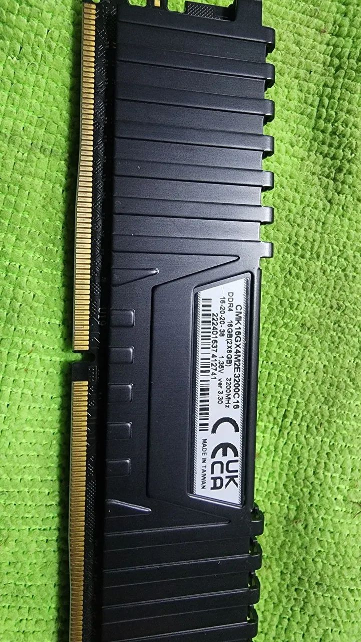 Memoria DDR4  16GB 3200 - Foto 2