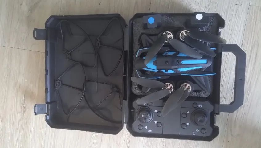 Drone Zll K12max com câmera dupla 8k preta de 2,4 GHz e 3 baterias - Foto 3