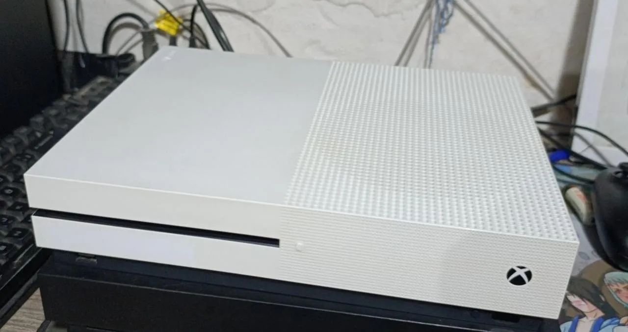 Xbox One S - Foto 2