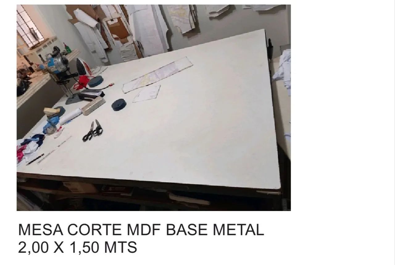 Mesa de corte em mdf