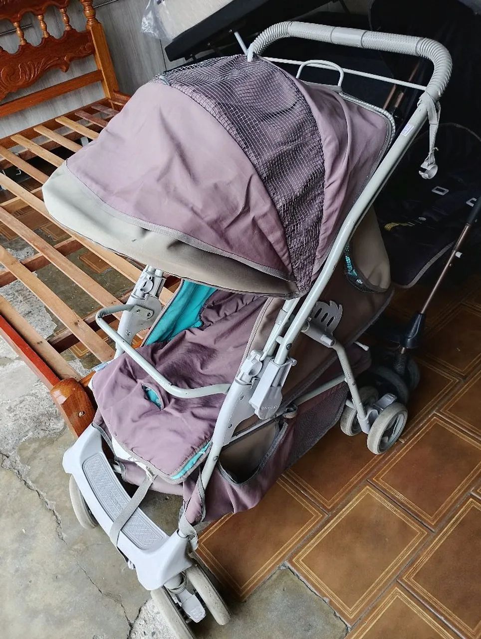 Carrinho de bebê R$80