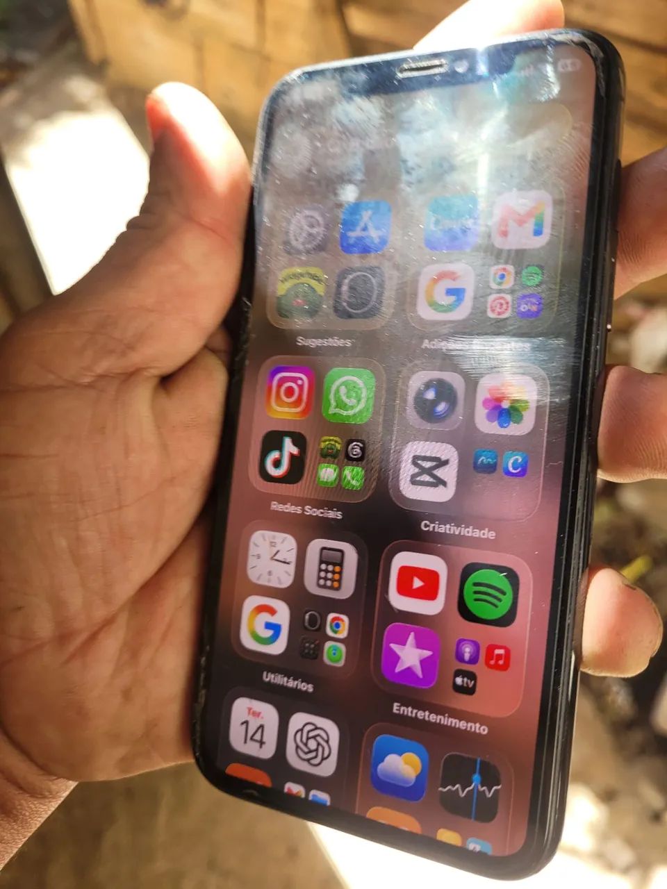Iphone só película trincada, tela ok - Foto 2