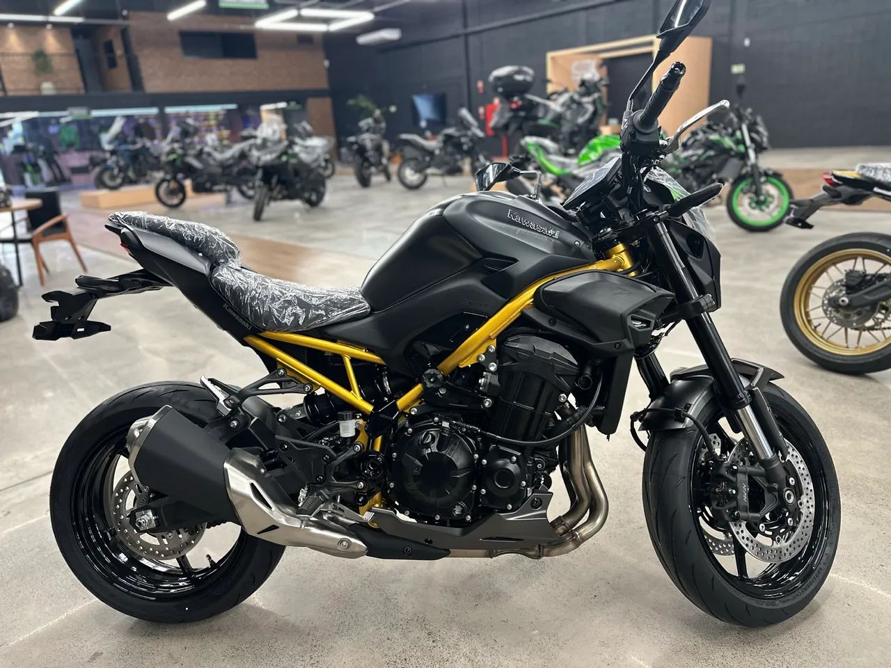 Z900