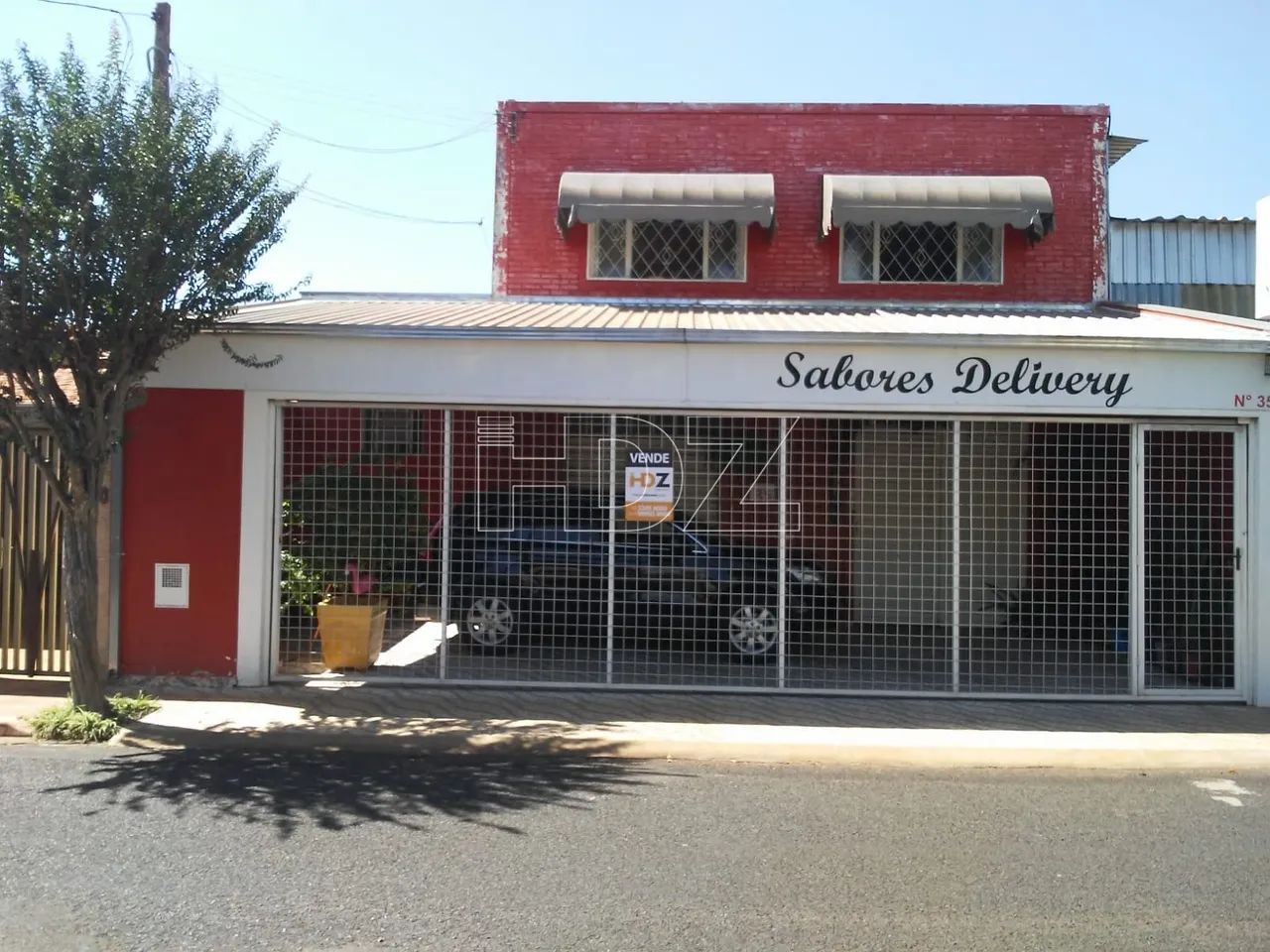 Prédio comercial com moradia na parte de cima. - Foto 2