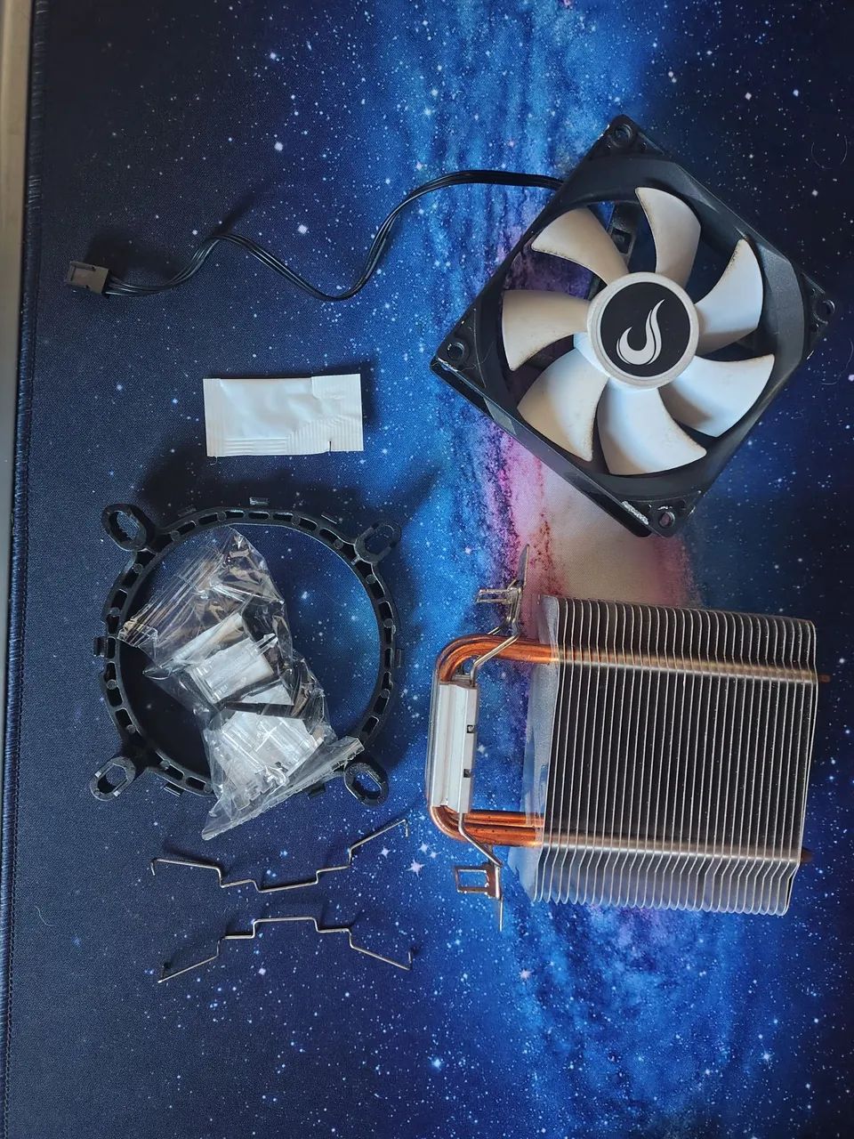 Cooler e dissipador para processador intel. 