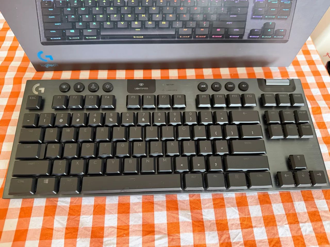 Teclado Logitech G915 TKL - Foto 2