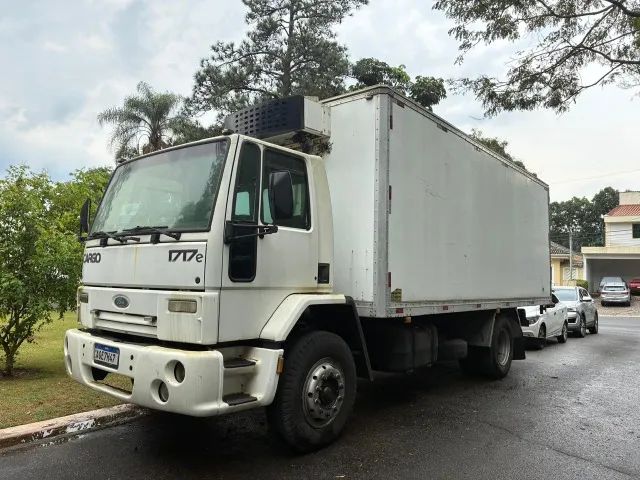 CARGO 1717 REFRIGERADO 