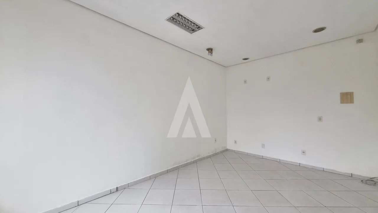 Sala comercial, com 15,53 m² no Centro de Joinville. - Foto 4