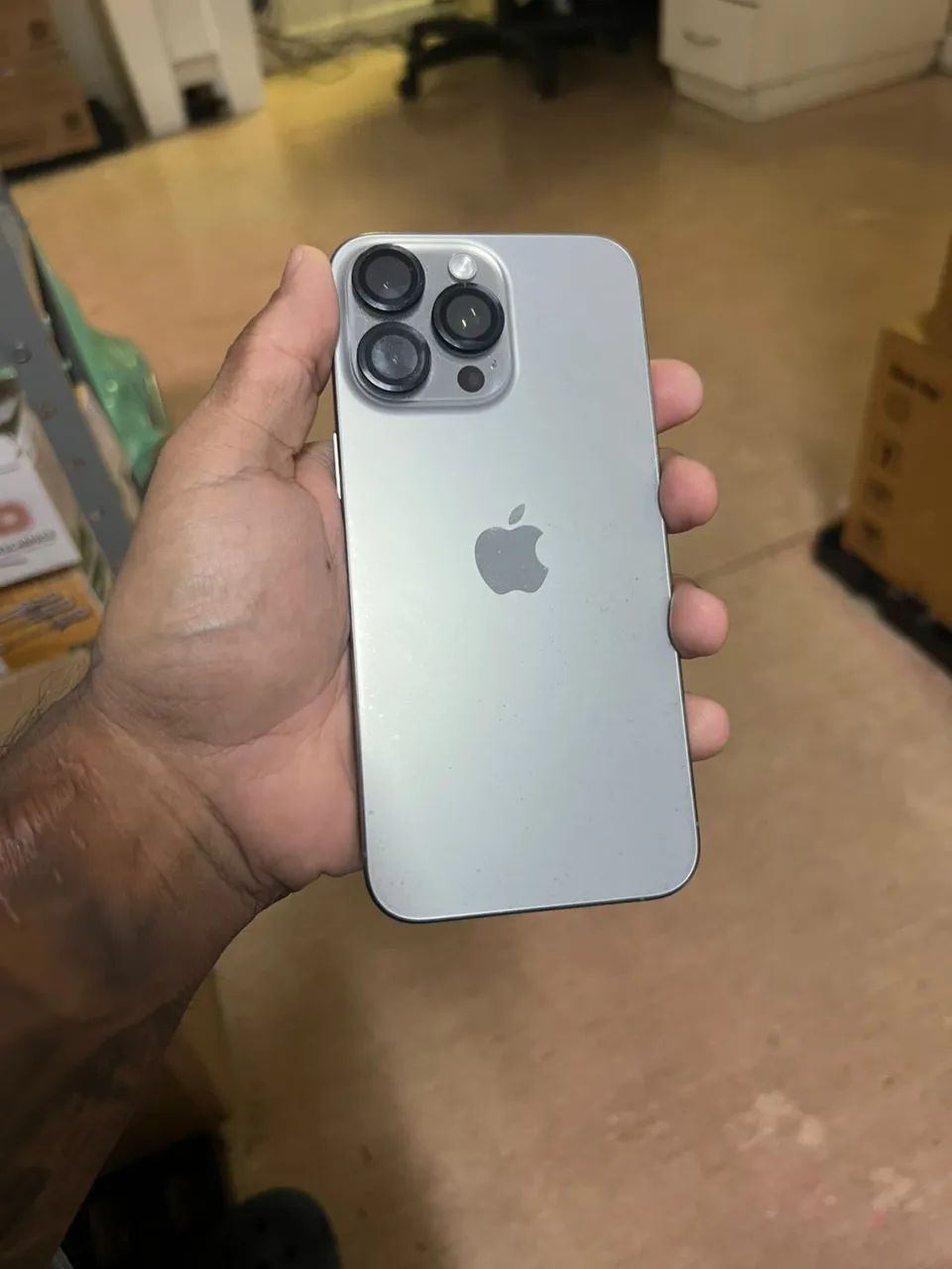 iPhone 15 pro Max OPORTUNIDADE  - Foto 2
