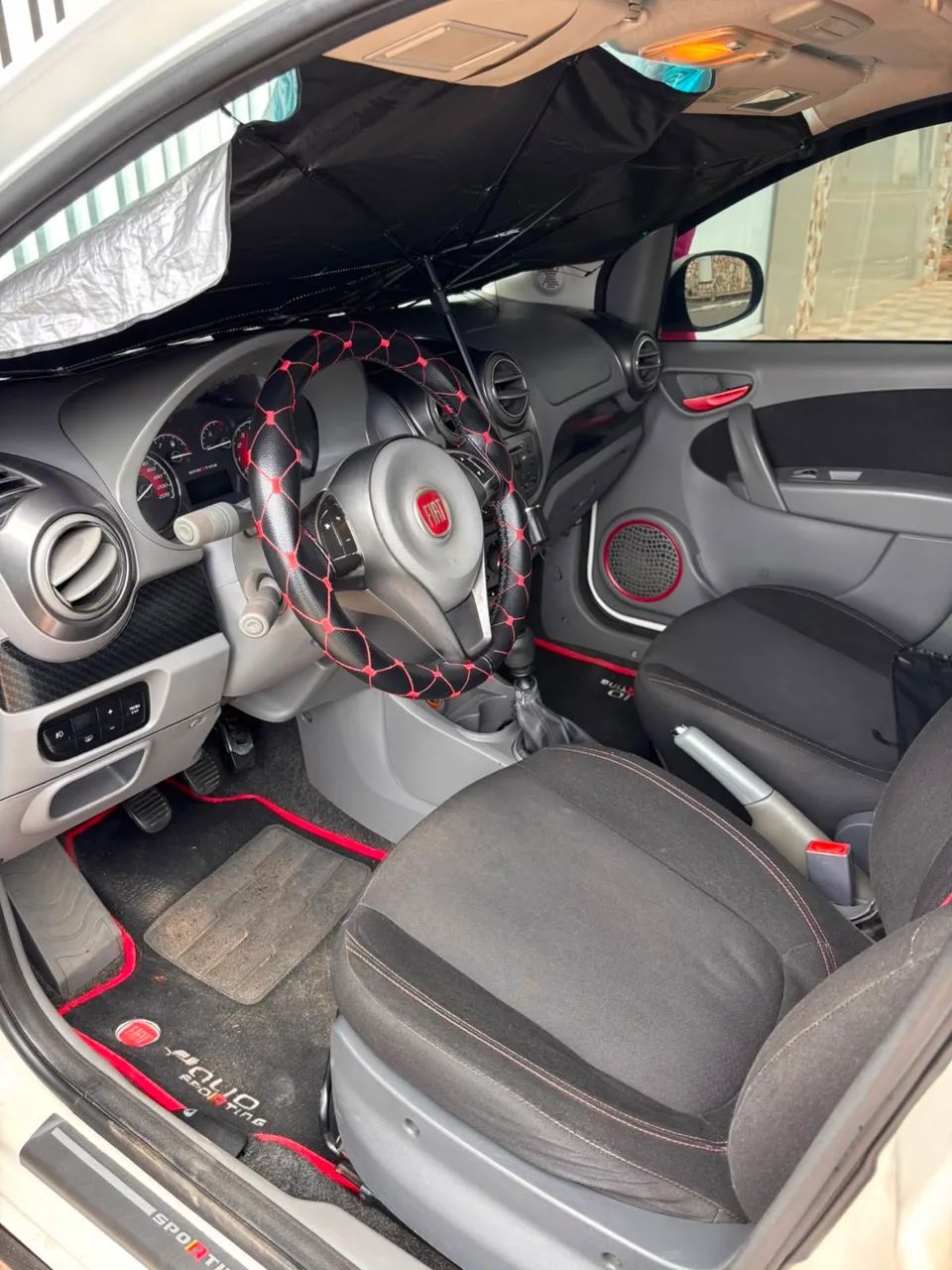 Fiat Palio Sporting 1.6 Flex 16V 5P 2015 - Foto 2