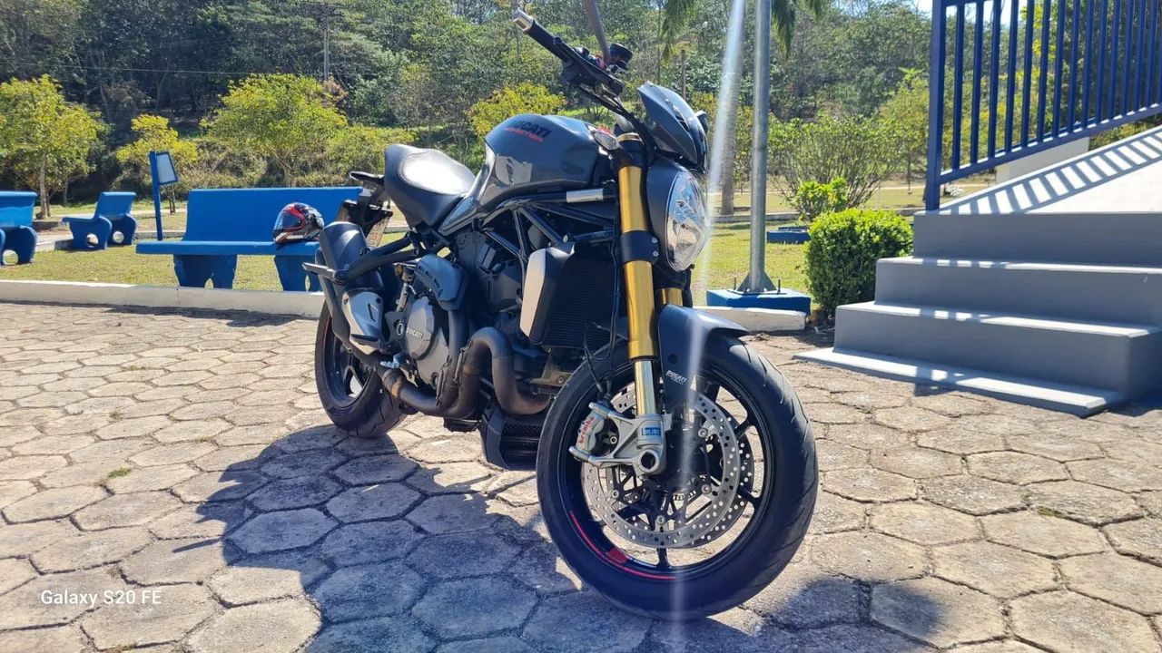 Ducati Monster 1200S - Foto 2