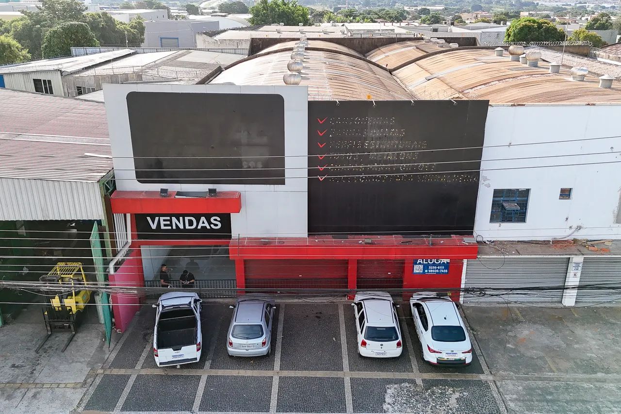 Galpão 840m²  Setor Cândida de Morais/Goiânia | Pé direito duplo