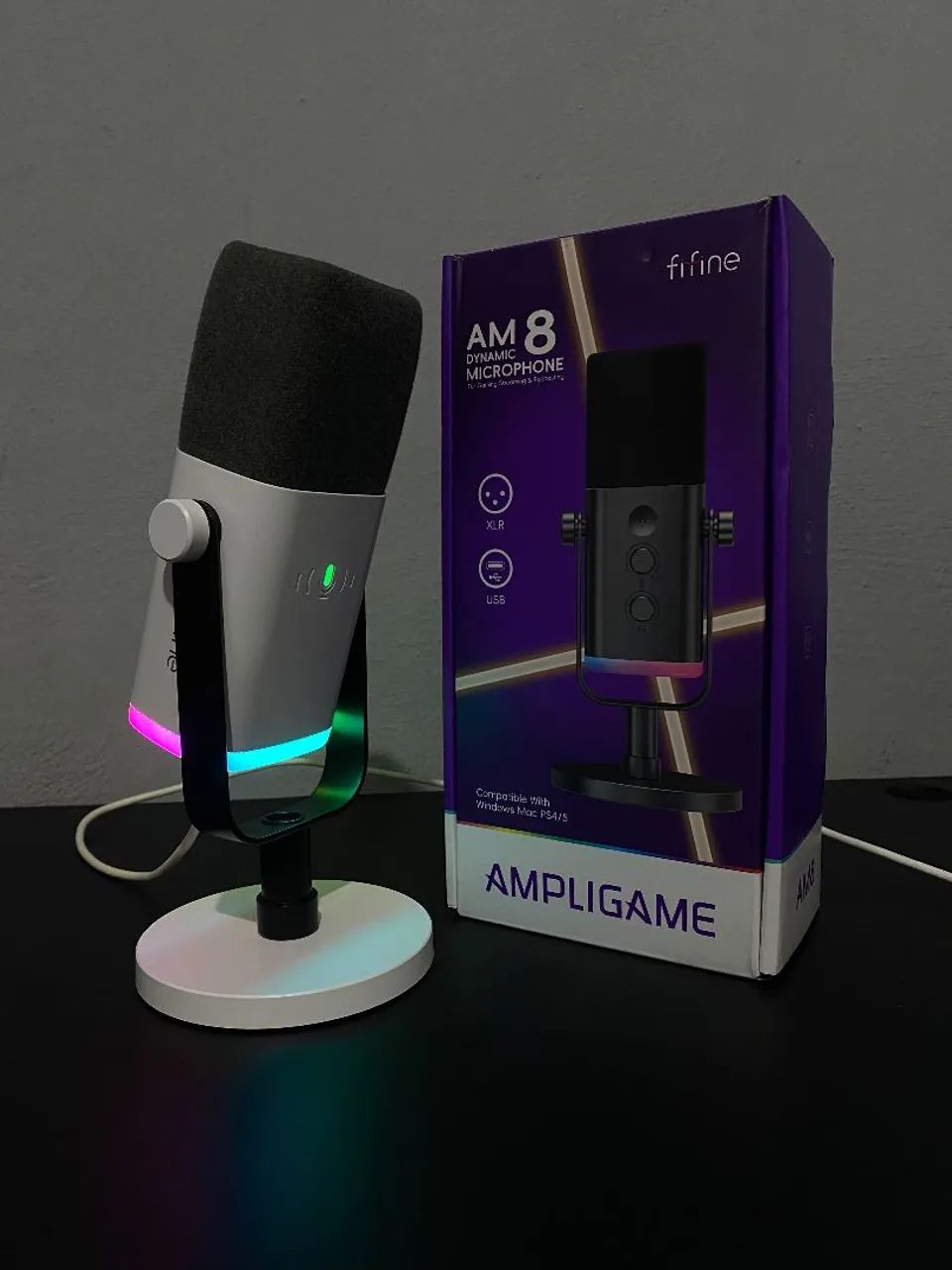 Microfone de mesa - Fifine ampligame AM8 - Branco RGB