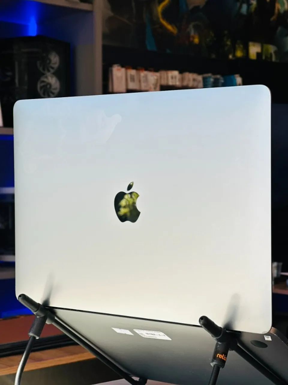 MacBook Pro 13