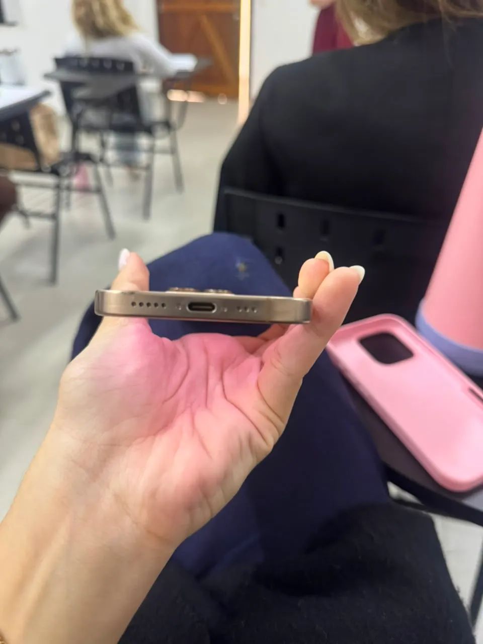 iPhone 16 Pro - Foto 4