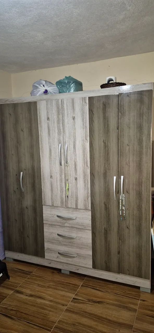 Guarda-roupa  
