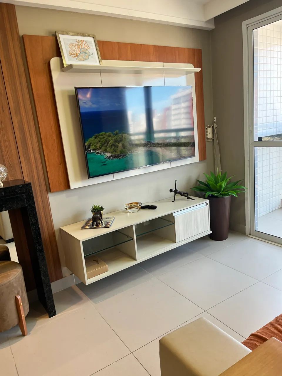Alugo apartamento mobiliado com vista mar - Foto 3