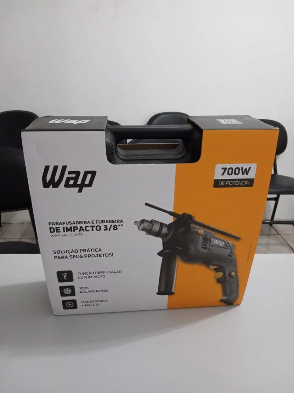 Parafusadeira e Furadeira de Impacto WAP 700W