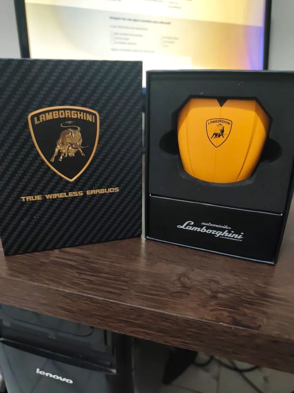 Fones de ouvido Lamborghini original. - Foto 2