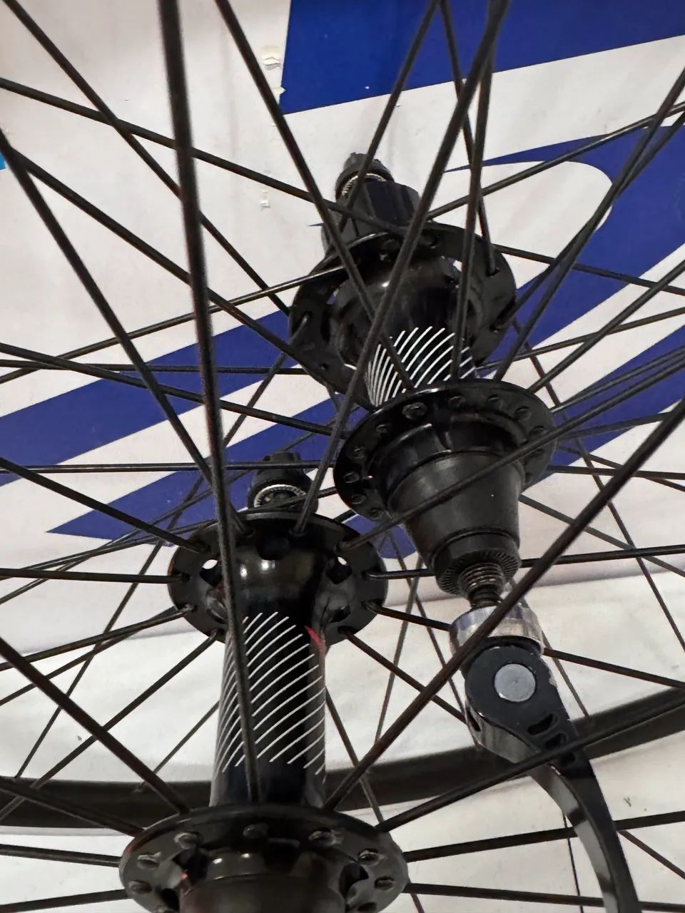 RODAS AXIS 700 CLINCHER SPEED ESTADO ZERO  - Foto 4
