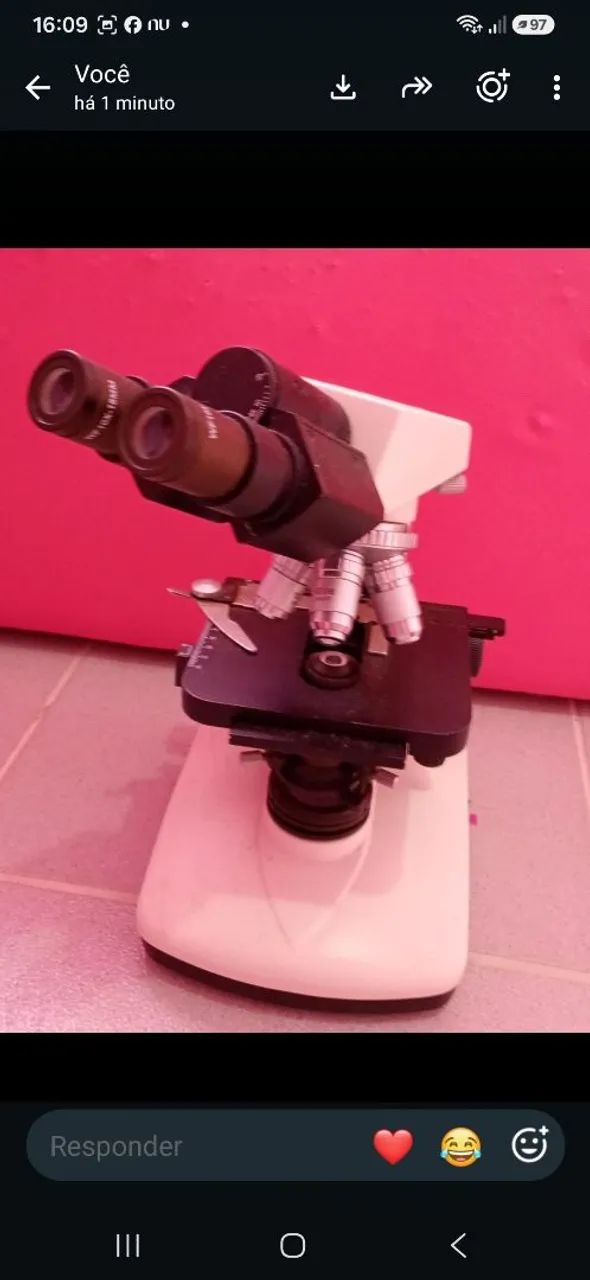 Vendo um microscópio Binocular marca Bioval - Foto 2