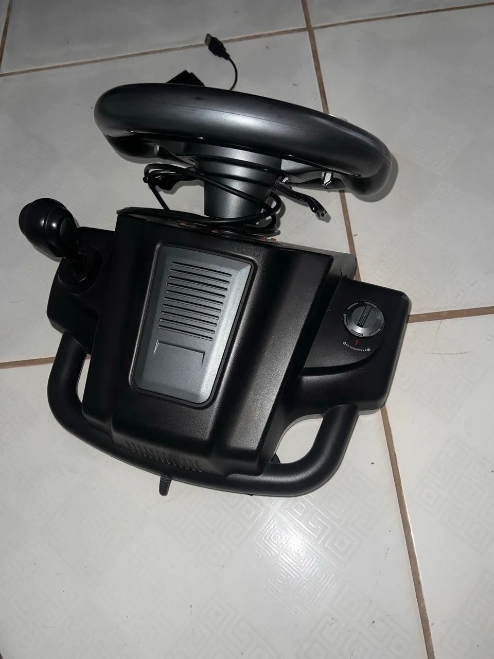 Volante compatível com PC ou PS2 - Foto 3